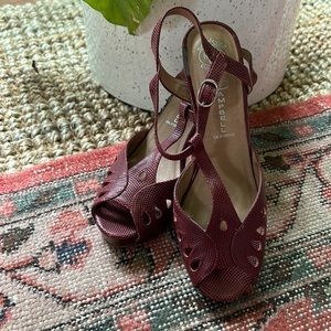 SOLD | Jeffrey Campbell Havana Last heel